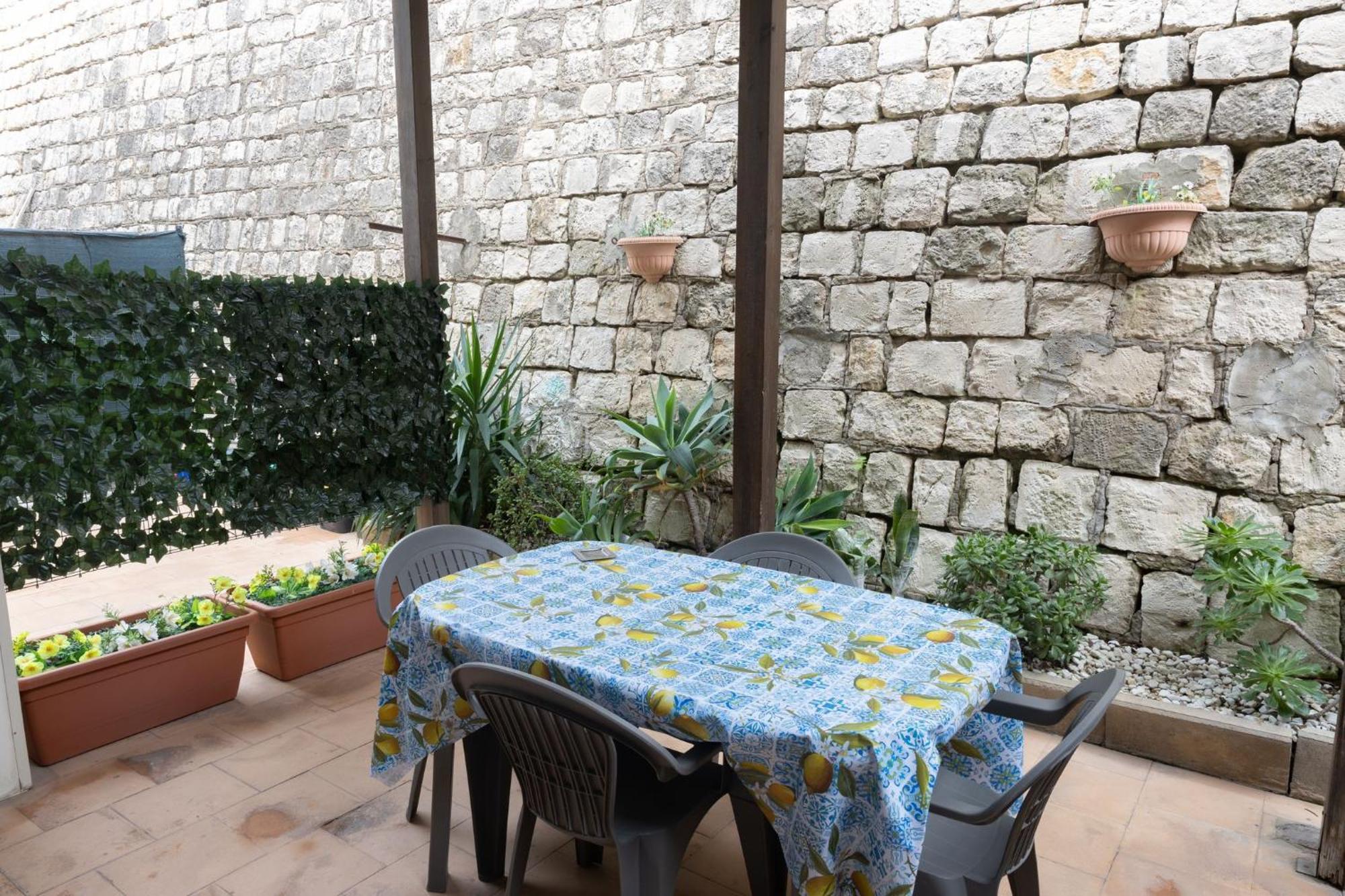 In Riva Al Mare Bed & Breakfast Gela Exterior photo